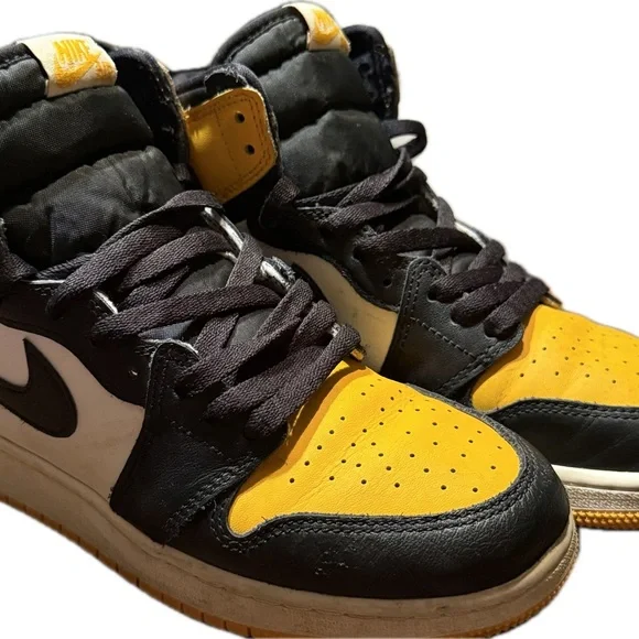 Black and Yellow Jordan Retro 1 High-Top Sneakers - Picture 1 of 5